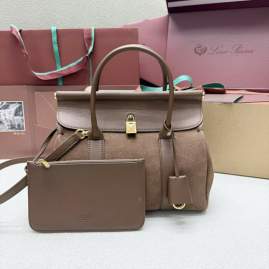Picture of Loro Piana Handbags _SKUfw238326907fw